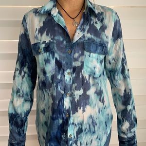 Calvin Klein button up